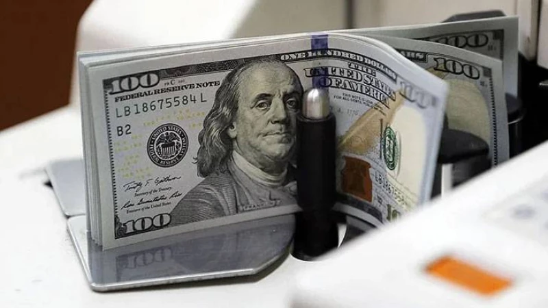 ডলার–সংকটের এ সময়ে প্রবাসী আয়েও উদ্বেগজনক খবর