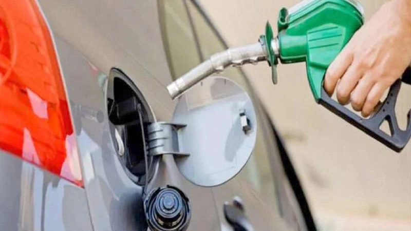 বিশ্ববাজারে জ্বালানি তেলের দাম আবারও বেড়েছে