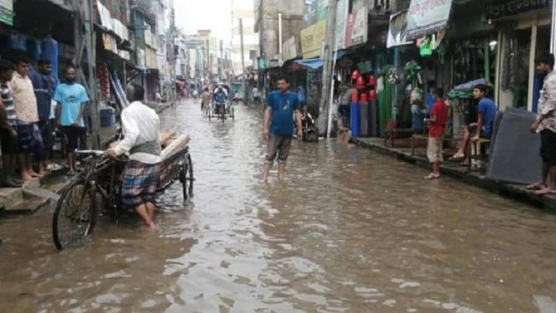 কেরানীগঞ্জে প্রায় ২ শতাধিক পরিবার পানিবন্দি এক মাস ধরে