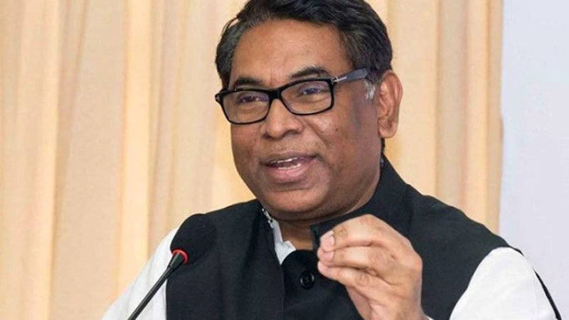 দেশে শান্তি ও উন্নয়নের পক্ষে আবারও নৌকায় ভোট দিতে আহ্বান জানান নসরুল হামিদ