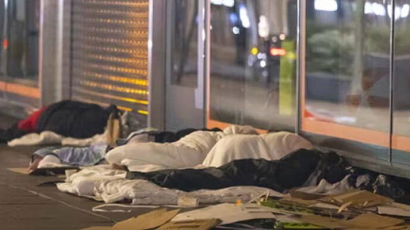 গৃহহীনের সংখ্যা বাড়ছে ইউরোপে