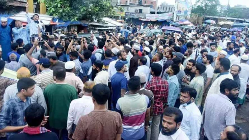 রাজধানীর যাত্রাবাড়ীতে জামায়াতের মিছিলে পুলিশের সঙ্গে সংঘর্ষ