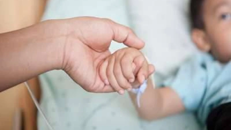 কোন কোন উপসর্গ শিশুর রক্ত ক্যানসারের লক্ষণ