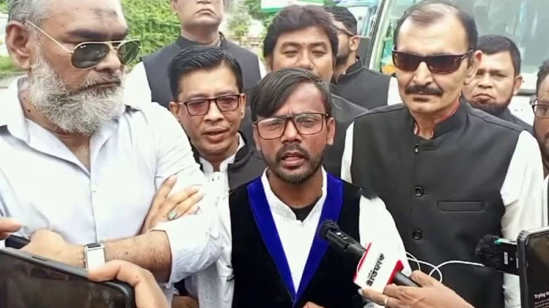 বাংলাদেশ মুক্তিযুদ্ধ প্রজন্মলীগে যোগ দিয়েছেন হিরো আলম