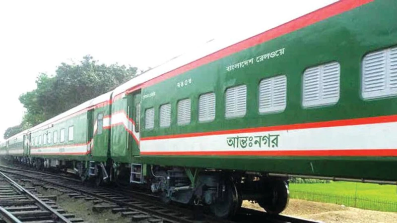 ট্রায়ালের জন্য প্রস্তত চট্টগ্রাম-পটিয়া-কক্সবাজার রুটের ট্রেন