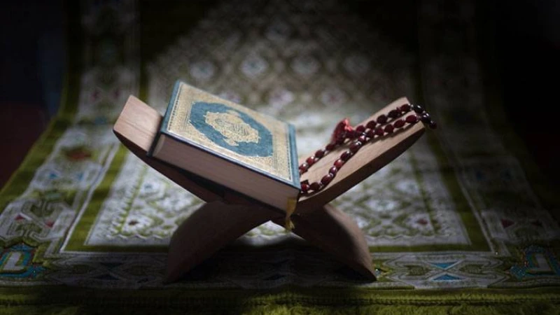 কোরআনে নবী মুহাম্মদ (সাঃ) এর আগমনী বার্তা