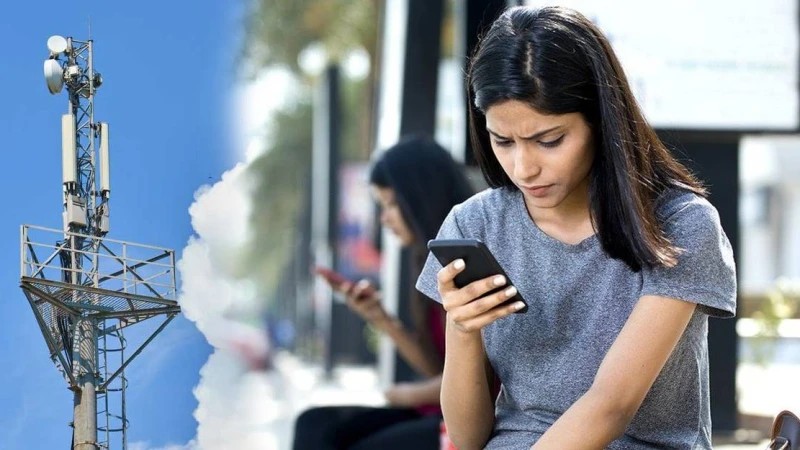 গ্রামীণফোনের নেটওয়ার্ক দুর্বল হওয়ায় ভোগান্তিতে গ্রামীণ সিম ব্যবহারকারী