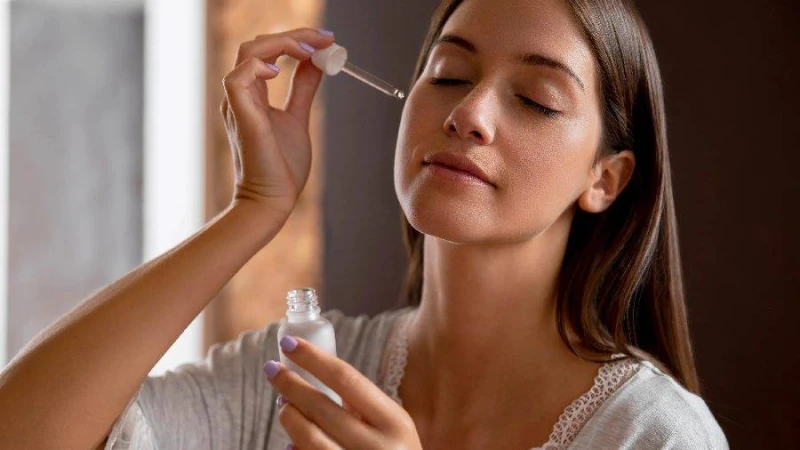 ত্বকের যত্নে সিরাম ব্যবহার