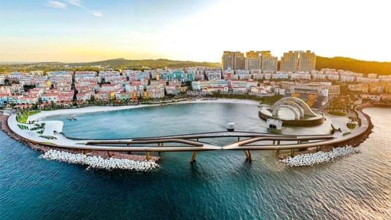 ভিয়েতনামের বানানোই হয়েছে নতুন সেলফি হটস্পট ‘কিস ব্রিজ’