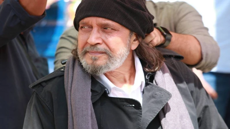 সর্ব প্রথম যে তারকার ছবি ১০০ কোটির ক্লাবে প্রবেশ করে