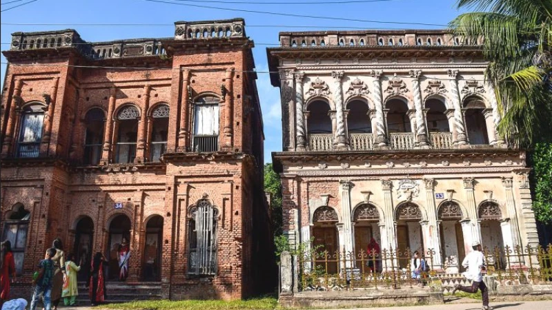 চল যাই পানাম নগরে