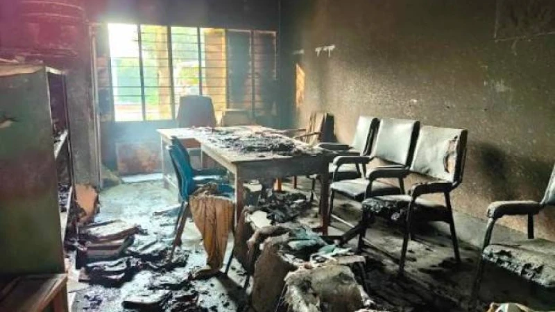 গাজীপুরে তিনটি স্কুলে আগুন