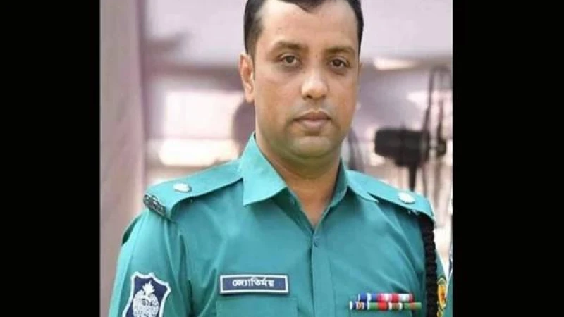 ঢাকা মহানগর পুলিশের (ডিএমপি) পরিবহন বিভাগের অতিরিক্ত উপকমিশনার (এডিসি) জ্যোতির্ময় সরকার আর নেই