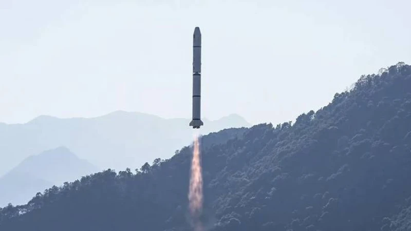 চীনের স্যাটেলাইট উৎক্ষেপণ, তাইওয়ানে ভুল আতঙ্ক