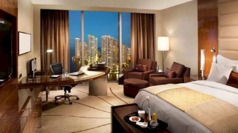 ঘুরতে যাবেন ভাবছেন ? জেনে নিন হোটেল বুকিং এর কিছু প্রয়োজনীয় পরামর্শ