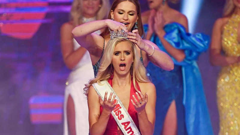 মিস আমেরিকা ২০২৪ হলেন একজন বিমান বাহিনীর কর্মকর্তা।