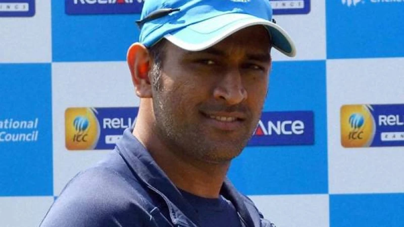 ধোনির বিরুদ্ধে মানহানির মামলা, ক্ষতিপূরণ দাবি 