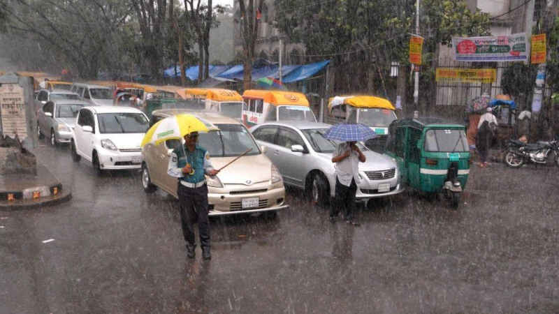 তিন দিন ঝোড়ো হাওয়াসহ বৃষ্টি থাকতে পারে