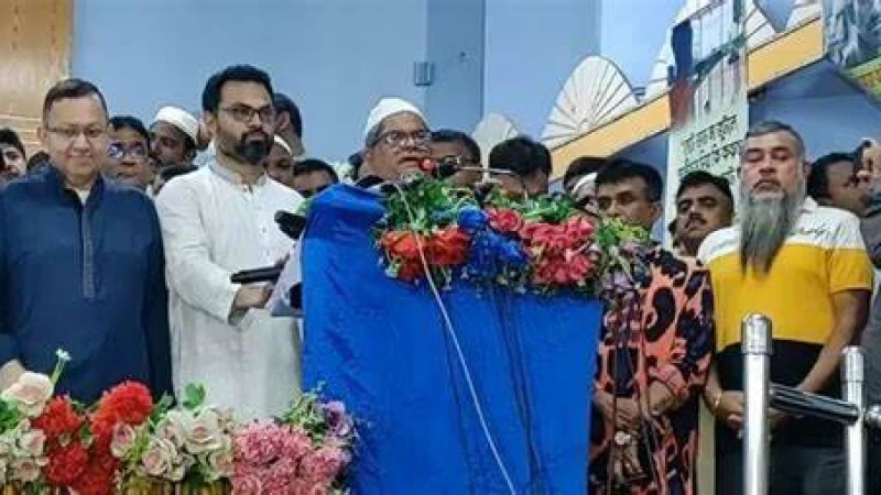 ইফতার মাহফিলে সাংবাদিকদের মারধর, ক্ষমা চাইলেন ফখরুল