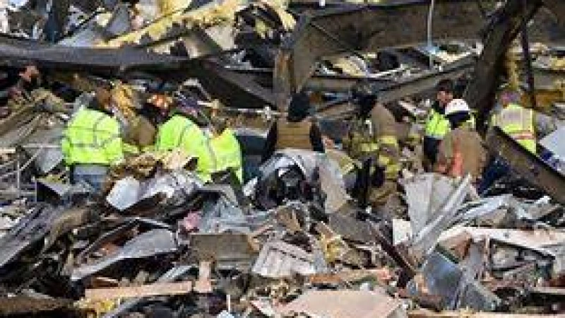 যুক্তরাষ্ট্রজুড়ে টর্নেডোর তাণ্ডব, নিহত বেড়ে ১৮