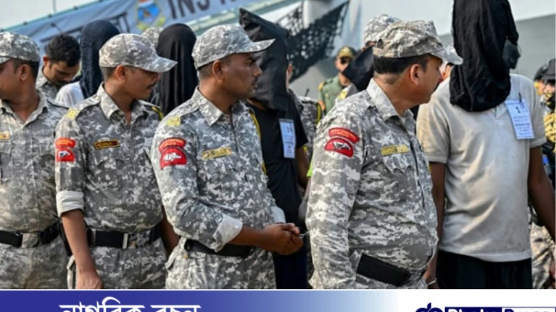 বিচারের জন্য আটক 35 সোমালি দস্যু  মুম্বাইয়ে