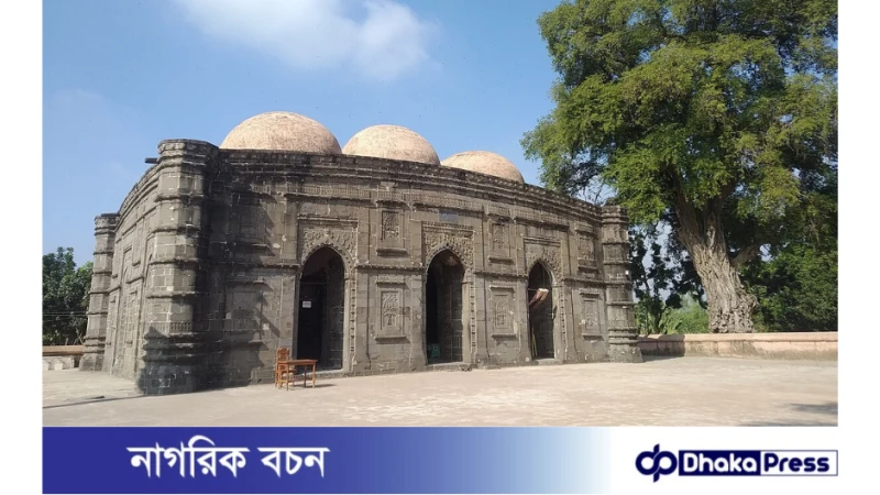 নওগাঁয়ের অমূল্য সম্পদ কুসুম্বা শাহী মসজিদ