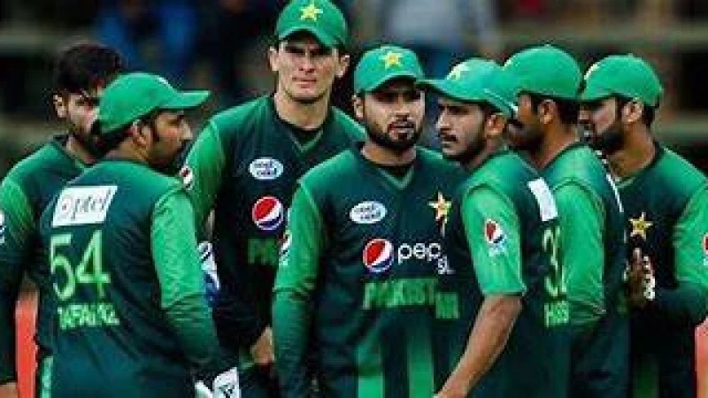 শক্তিশালী দল ঘোষণা করল পাকিস্তান