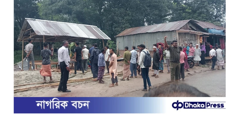 পলাশবাড়ী এস এম মডেল পাইলট   সরকারি উচ্চ বিদ্যালয়ের  অবৈধ স্থাপনা উচ্ছেদ অভিযান পরিচালনা করেছে উপজেলা প্রশাসন।