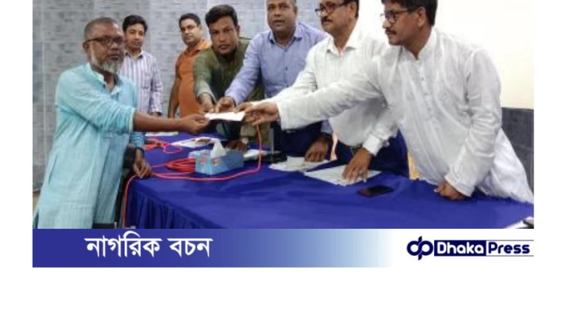 কুড়িগ্রাম জেলা পরিষদের উদ্যোগে হতদরিদ্রের আর্থিক সহায়তা