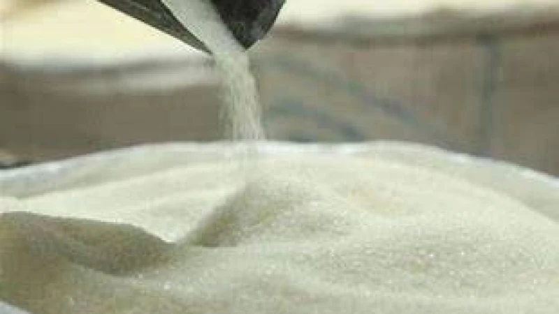 ৯০ টাকা কেজি দরে মালয়েশিয়া থেকে চিনি কিনছে সরকার