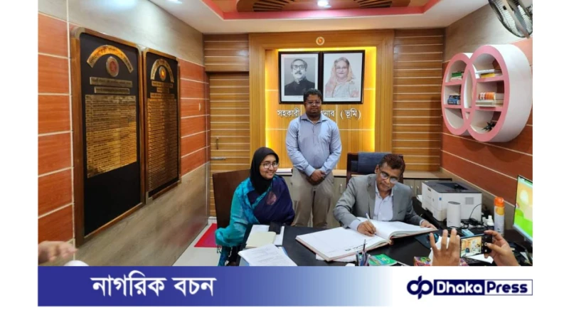 পলাশবাড়ী উপজেলা টেনিস কমপ্লেক্সের উদ্বোধন করেন রংপুর বিভাগীয় কমিশনার 