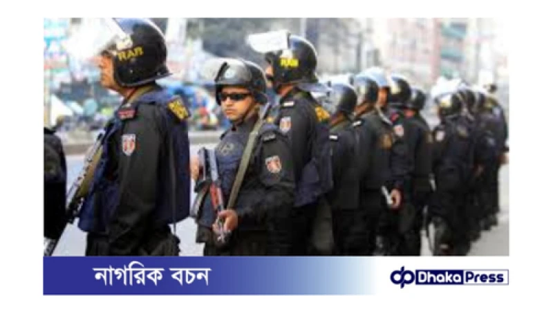 র‌্যাব নয়াপল্টনে অবৈধ ভিওআইপি সরঞ্জাম উদ্ধারের অভিযান চালাচ্ছে