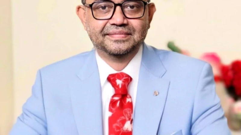 নিজেকে হারিয়ে ফেলো