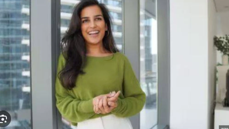 ব্যাংকের চাকরি ছেড়ে হলেন ইউটিউবার, তৈরি করেন বিভিন্ন কোর্স ও পণ্যের ওপর ভিডিও